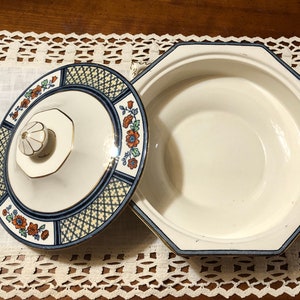 Vintage Lowestoft Covered Serving Dish: Royal Ivory, Crown Ribbon by John Maddock