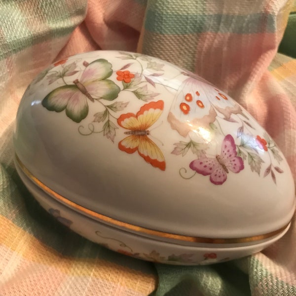 Porcelain Butterfly Egg Trinket Holder with Gold Trim Vintage 1974 Avon