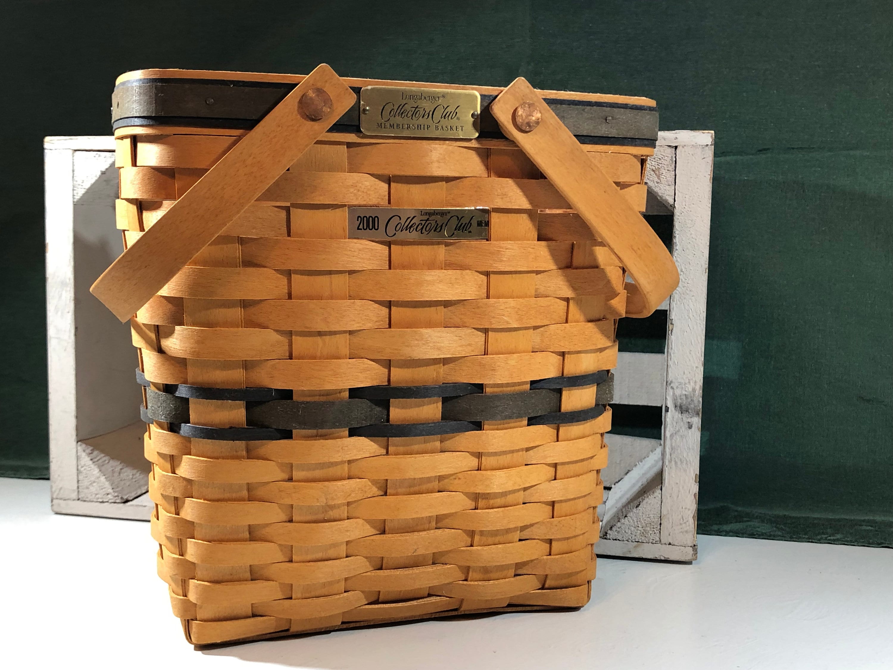 Longaberger Collectors Club Basket With Handles 1999
