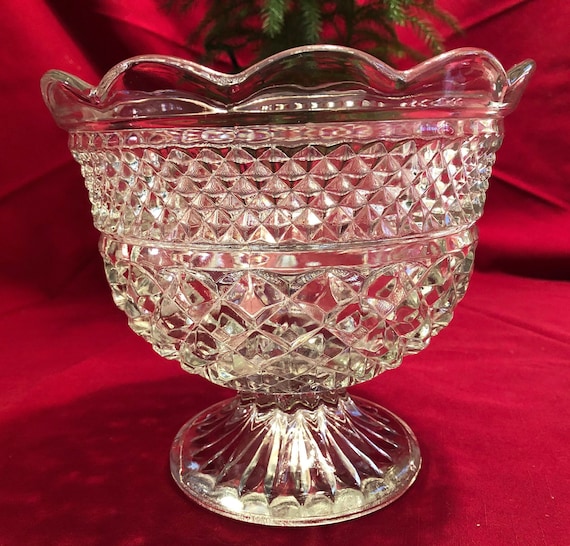 Lg Centerpiece Footed Bowl by Anchor Hocking Wexford Pattern