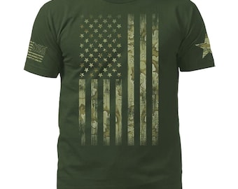 Large Vertical American Camouflage Flag USA Patriotic T-shirt