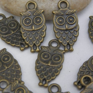 10 Antique Bronze Owl Charms: Double Sided Jewelry Findings