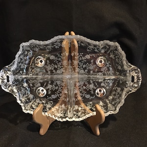 Cambridge Rose Point, 3 part Relish Dish, Clear Glass serving Dish,Beautiful Roses Etched Glass,Handled 4 Footed Relish Dish,Glass Collector