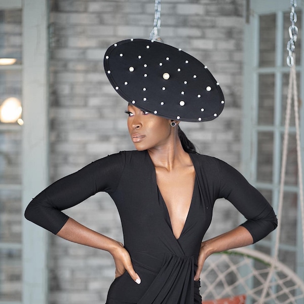 Pearl Flat Hat Fascinator/Pearl fascinator/ Black Fascinator/ Black hat/ black flat hat/high tea hat/kentucky derby/avante garde/pearl hat