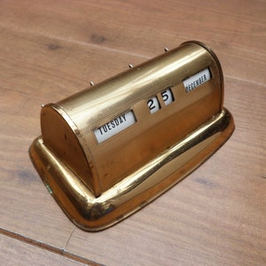 Vintage Stratton Perpetual Calendar Desk Calendar Brassy Deco Style 1940s Vintage Made in England