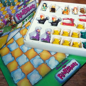 Vintage Flintstones 3D Chess Set with Folding Board Complete with 32 pieces of Flintstones characters