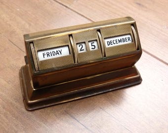 Vintage Perpetual Calendar Desk Calendar Brass/Gold Colour Burnished Metal 1940s Vintage Made in England