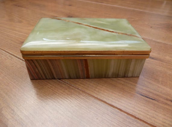 Vintage Onyx Trinket Box Highly Figured Green Striped Figured Onyx Marble  Hinged 6 Inch Stone Box