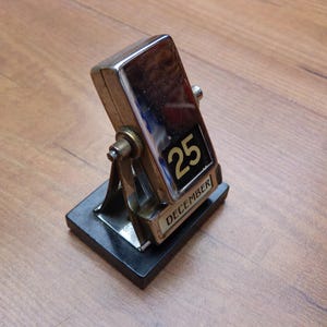 Vintage Metal 1940s Perpetual Flip Calendar British Made Metal Desktop Calendar