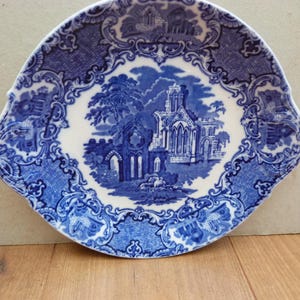 George Jones Abbey 1970 Vintage 10 Inch Cake Plate Platter Staffordshire Ironstone