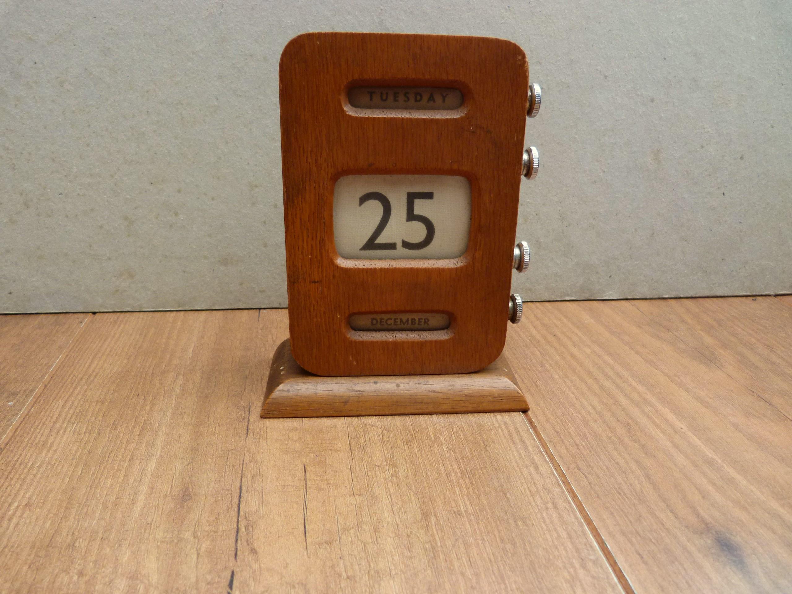 Vintage Stylish Wooden Perpetual Calendar Mid Century Modern Wood