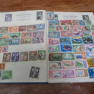 Vintage Stamp Album 2,400 plus World Stamps 1940s-1960s Europe French Colonies Africa USA Asia 100 pages Royal Mail Album