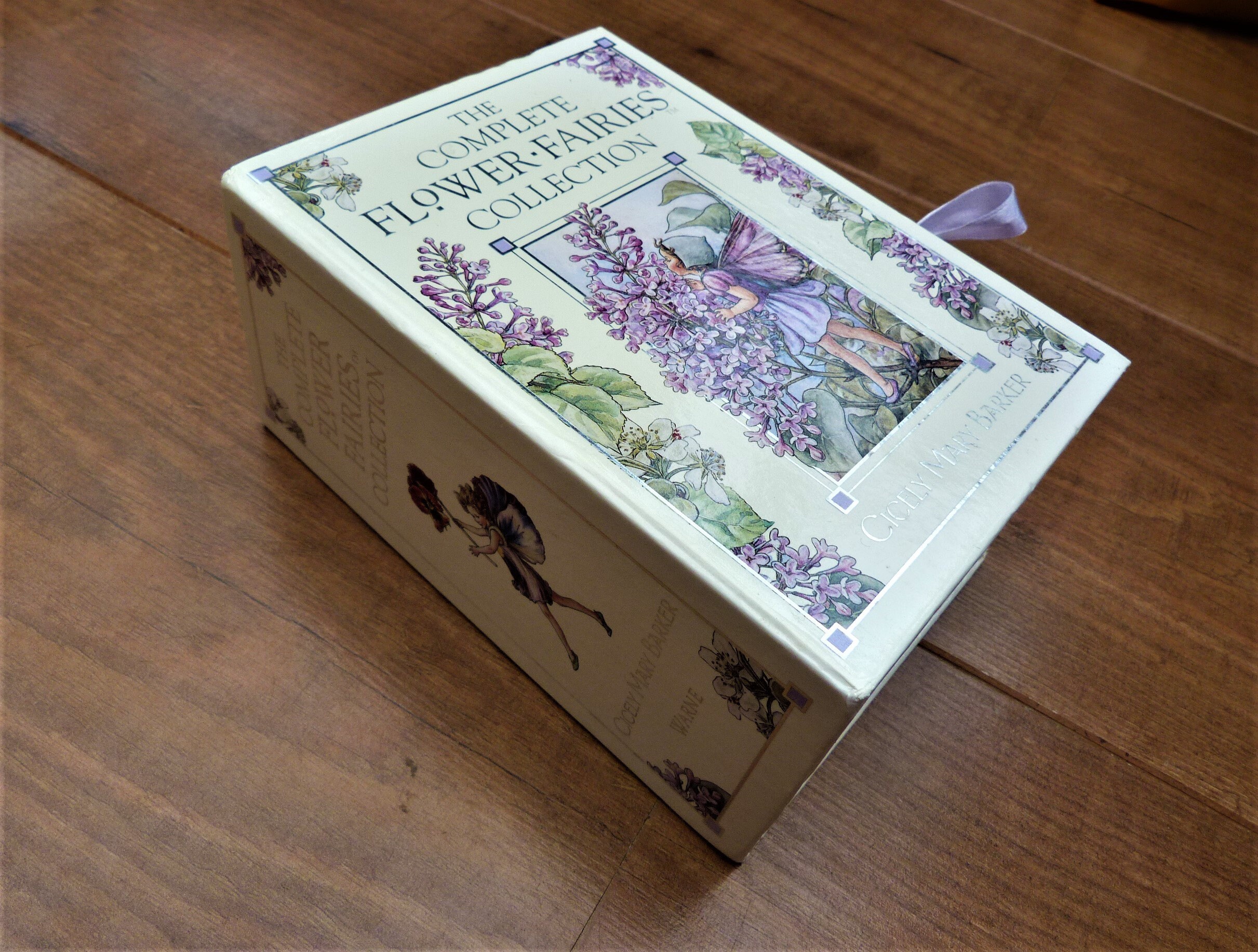 Complete Flower Fairies Collection Slipcase Containing Eight Complete Flower Fairies Collection Slipcase Containing Eight