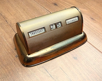 Calendrier perpétuel de bureau Stratton CANBERRA vintage, style déco laitonné, vintage des années 1960 Fabriqué en Angleterre
