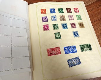 Great Britain Stamp Album 1953-1989 Used Commemorative QEII Stamp Sets Most Complete with 1,200 GB Stamps Album
