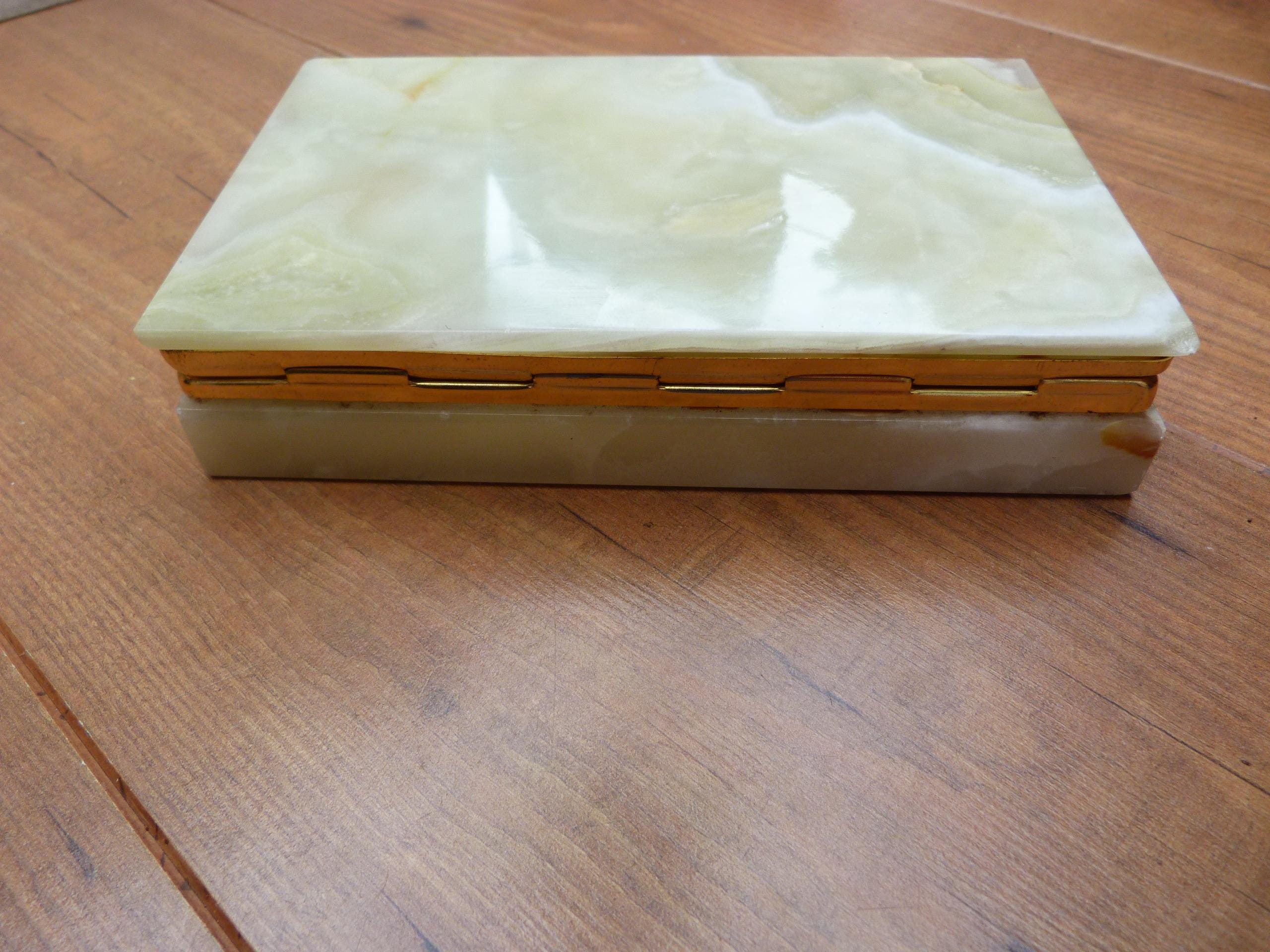 ヴィンテージ オニキス 小物入れ グリーン フィギュアド オニキス