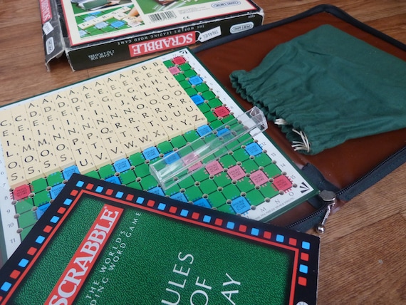 L'éditeur du Scrabble supprime des mots dans le souci d'être plus inclusif  -  - Monde