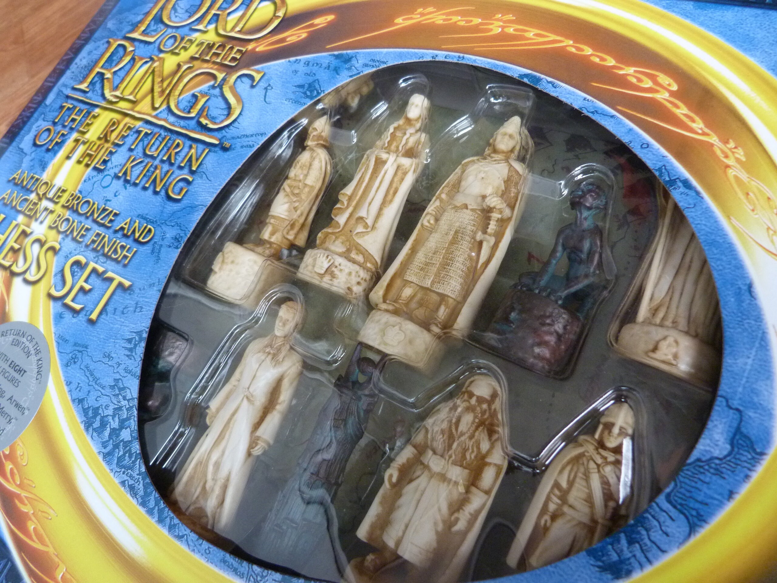 Unopened Vintage Lord of the Rings Chess Set With Folding Board