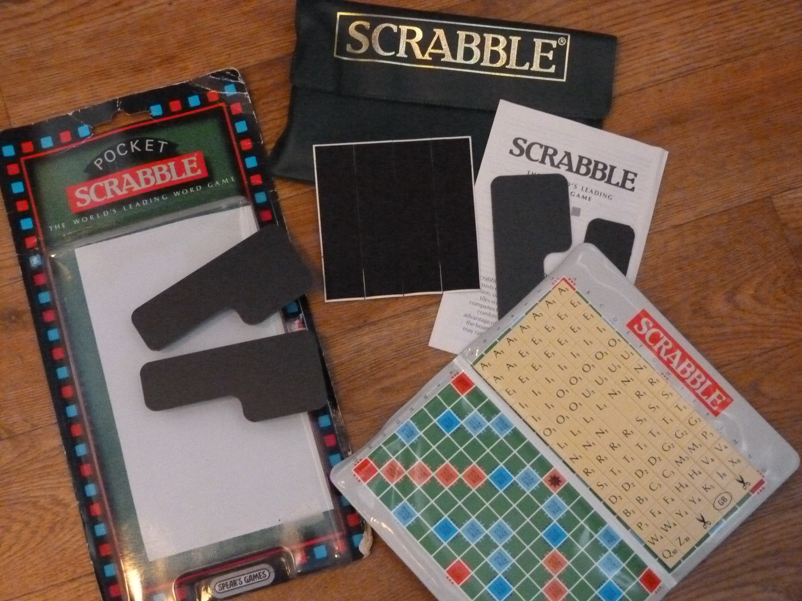 Spear's Games Spare Square Backed Black Font Vintage Travel Scrabble Tile 