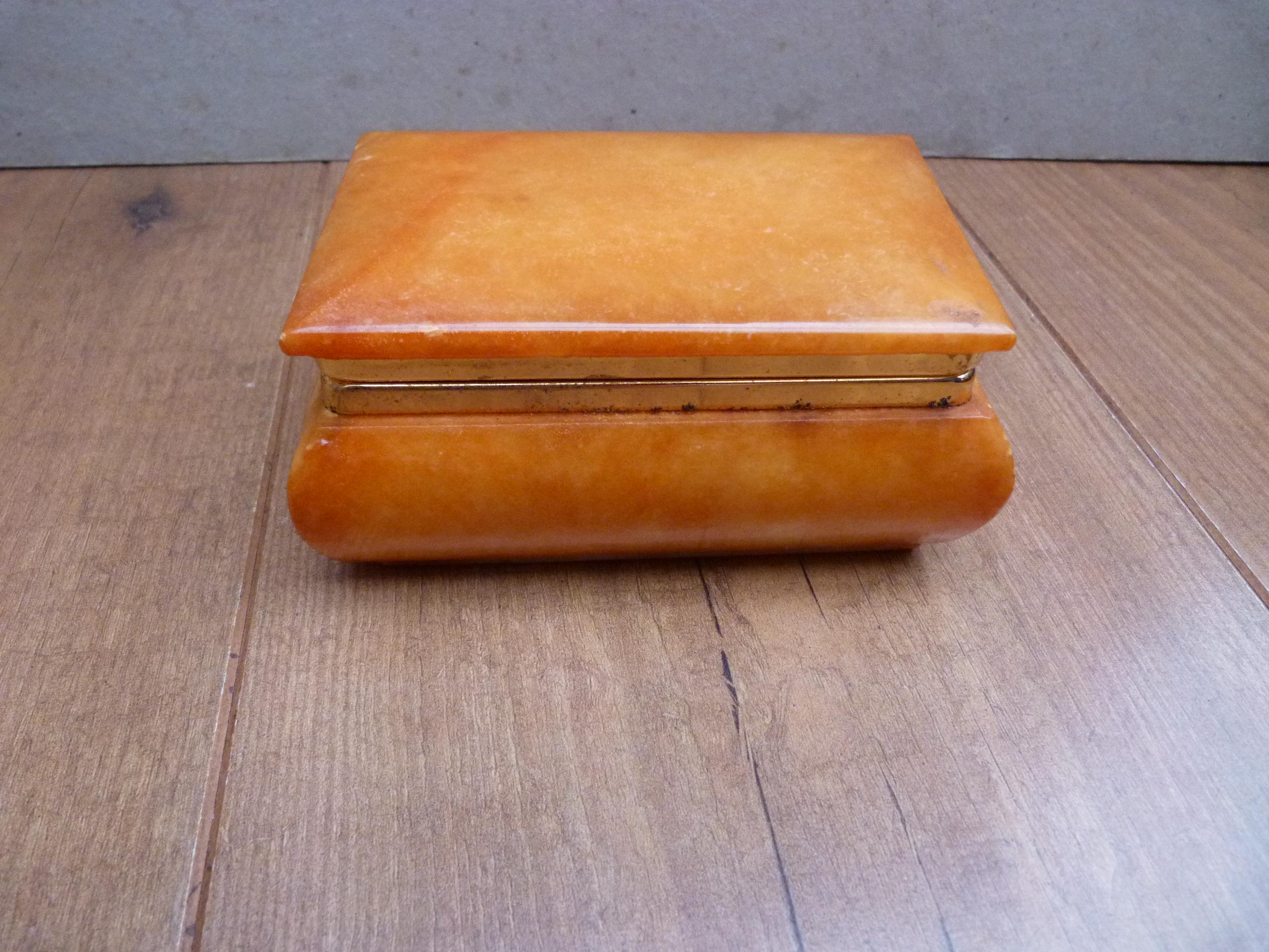 アラバスターの薔薇柄小物入れ - 海福雑貨通販部 アラバスターバラ模様