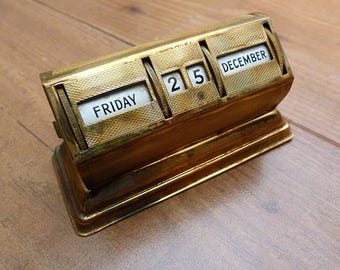 Vintage Perpetual Calendar Desk Calendar Brass/Gold Colour Burnished Metal 1940s Vintage Made in England