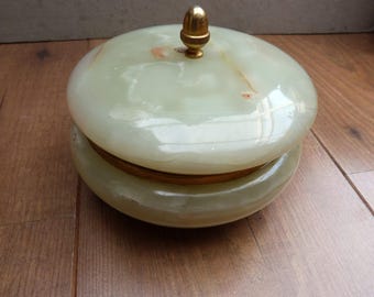Vintage Onyx Hinged Round Pot Trinket Box Jade Green Marble 1.295kg 5 1/2 Inch Shaped Stone Jewellery Box on Lion Claw Feet