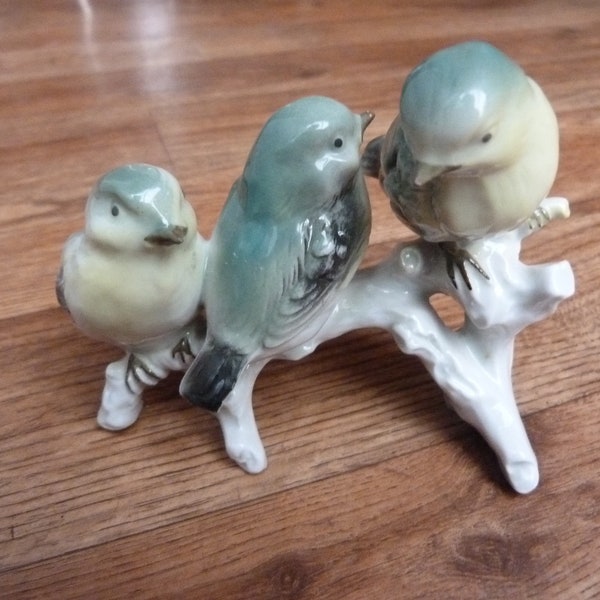 Vintage Carl Scheidig German Porcelain Greenfiches on Branch Figurine Bird China Figure Display