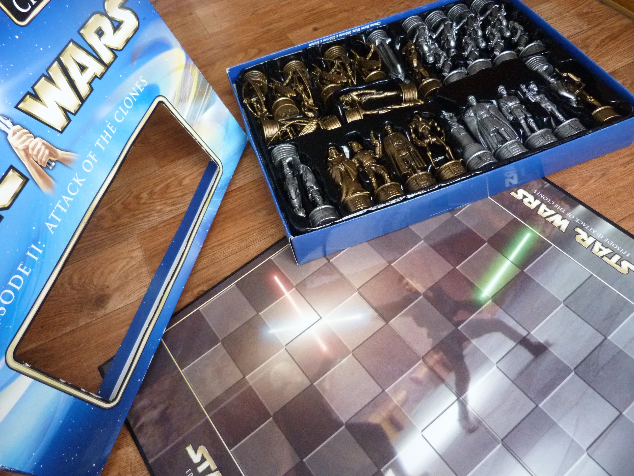 Attack of the clones chess set sale