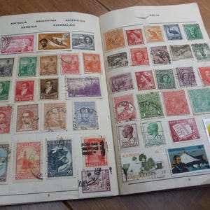 Vintage Stamp Album 1,300 plus World Stamps 1800s-1970s Europe Africa USA Asia 90 pages Vanguard Album