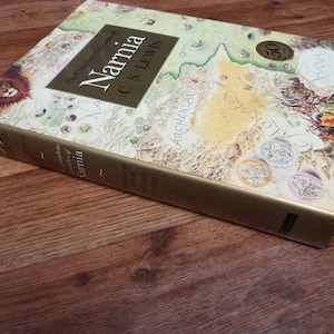 The Complete Chronicles of Narnia Colour Illustrated Large Hardback Book CS Lewis 7 story collection