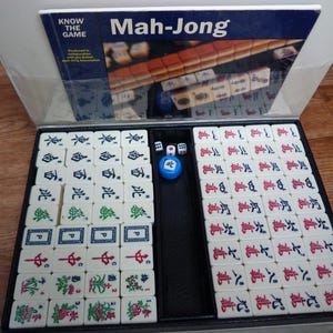 Vintage Mahjong Set in Carry Case Complete with 144 Pieces, Dice and Wind Direction Indicator 1970s Portable vintage