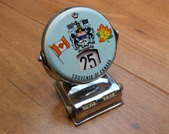 Vintage Metal Canada Perpetual Flip Calendar Canadian souvenir 1960s Chrome Metal Desktop Calendar