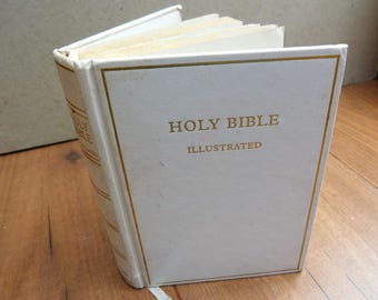 Vintage Illustrated Holy Bible Old and New Testaments King James Bible
