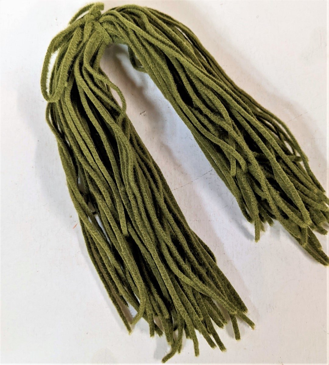 Dorr Mill Wool Strips Rug Hooking, Avocado, 2221, 18 Long 4 Blade Cut