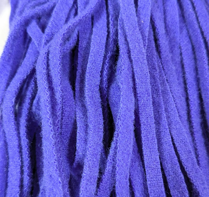 Rug Hooking Strips VIOLET #6 Cut 100 Ct. 18" Long #5415 Dorr Mill Wool ...