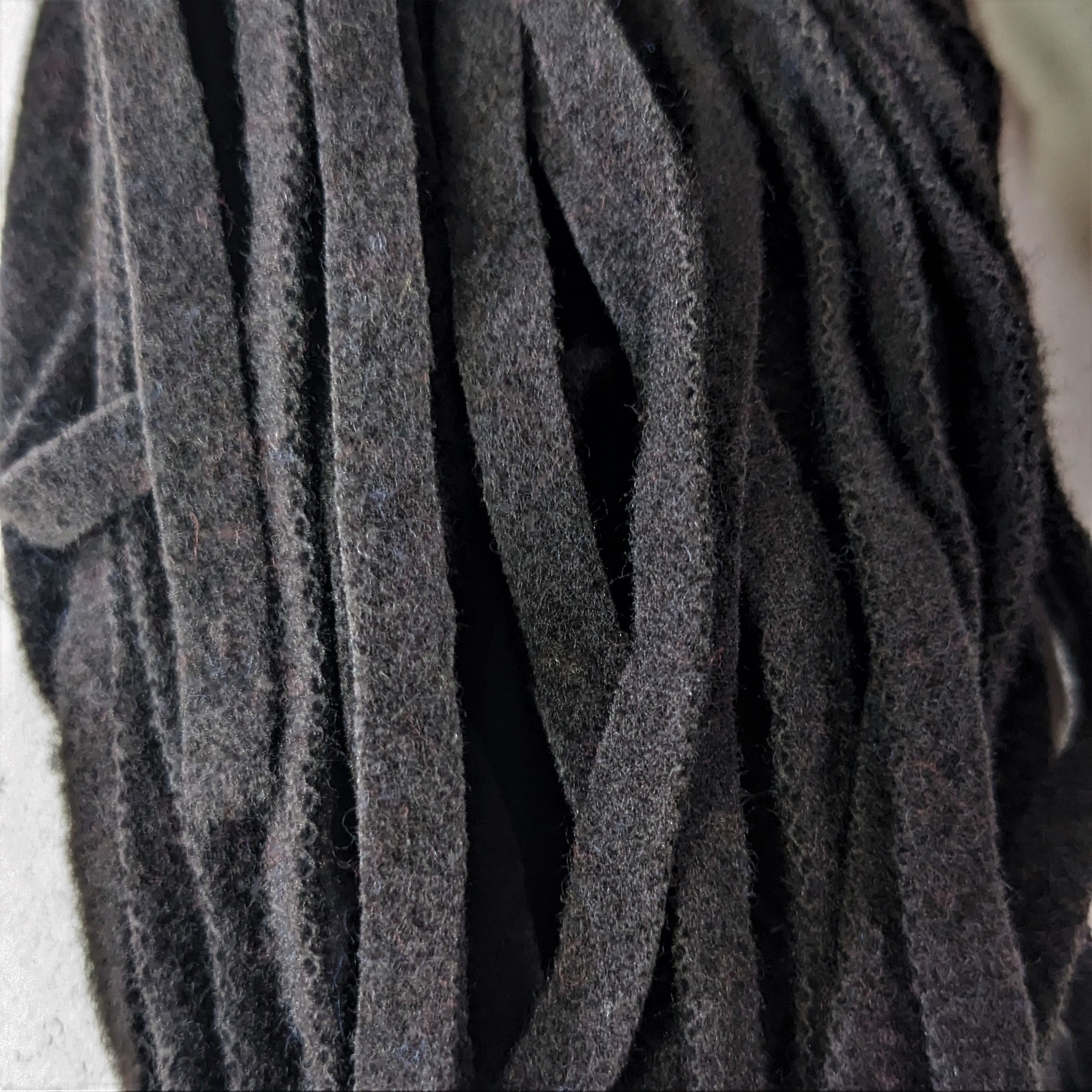 Dorr Mill Wool Strips Dark Chocolate Color 50 Strips 18 Long for Rug ...
