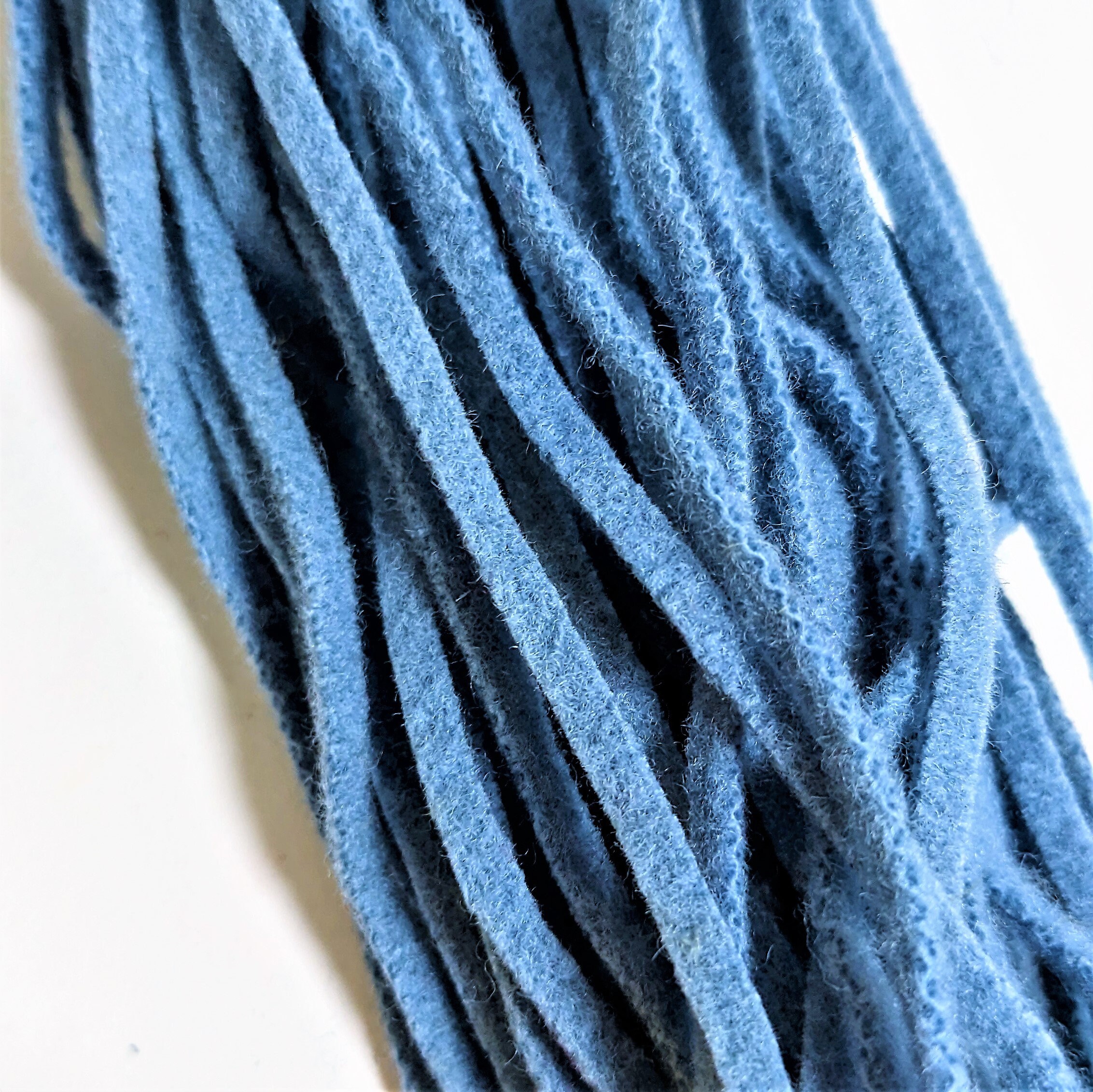 Rug Hooking Strips BLUE #4 Cut 50 Ct. 18" Long #323 Dorr Mill Wool - Etsy
