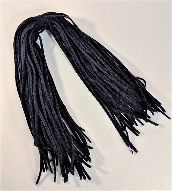 Dorr Wool Eggplant Wool Strips on Number 8 Blade 18 Inches Long 50 Strips for Rug Hooking