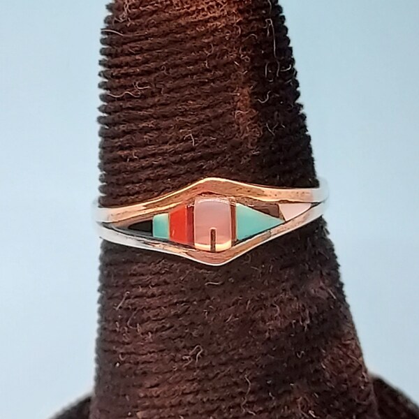 Zuni Inlay Ring Sz 6 or 6.5 Turquoise. Mother of Pearl, Onyx, Coral & Silver
