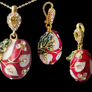 Egg Pendant with Green Frog, Red Enamel in Sterling 925 Silver with CZ Crystal