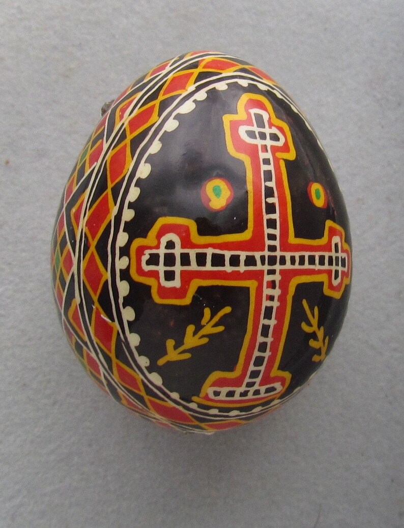 Easter Egg Written on Quail Shell Wax Resist Dyed Style Q17 Quail Pysanka