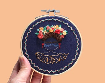 Cute flower girl embroidery on 10 cm hoop, braided hair embroidery, Hoop art, gift embroidery