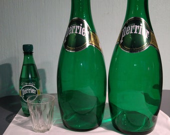 Riesige Perrier Mineralwasser-Flasche. Glas. Werbeflasche 3 Liter, 40 cm. Doppelmagnum. Verblüffend,  vintage. Amüsantes Dekorationsobjekt.