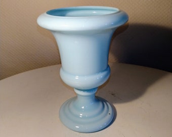 Medici vase, opaline glass, classic urn shape, light turquoise blue, vintage 70s. Murano light blue-turquoise, 18.5 cm high, 7 1/2 inch