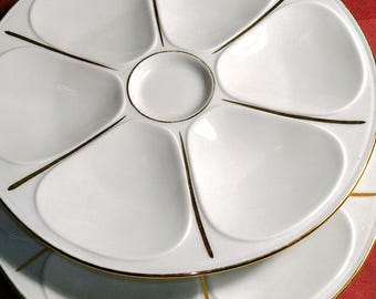Pair of LOURIOUX France oyster plates, gold, porcelain 1940s/60s. Hand-painted gold, elegant, rare, top condition. Vintage, quality. USA:DDP