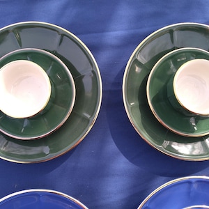 3-piece-sets bistro, left in classic green, gold rim, REVOL France style, Apilco Flora, legendary since 1920 Paris, good condition. vintage