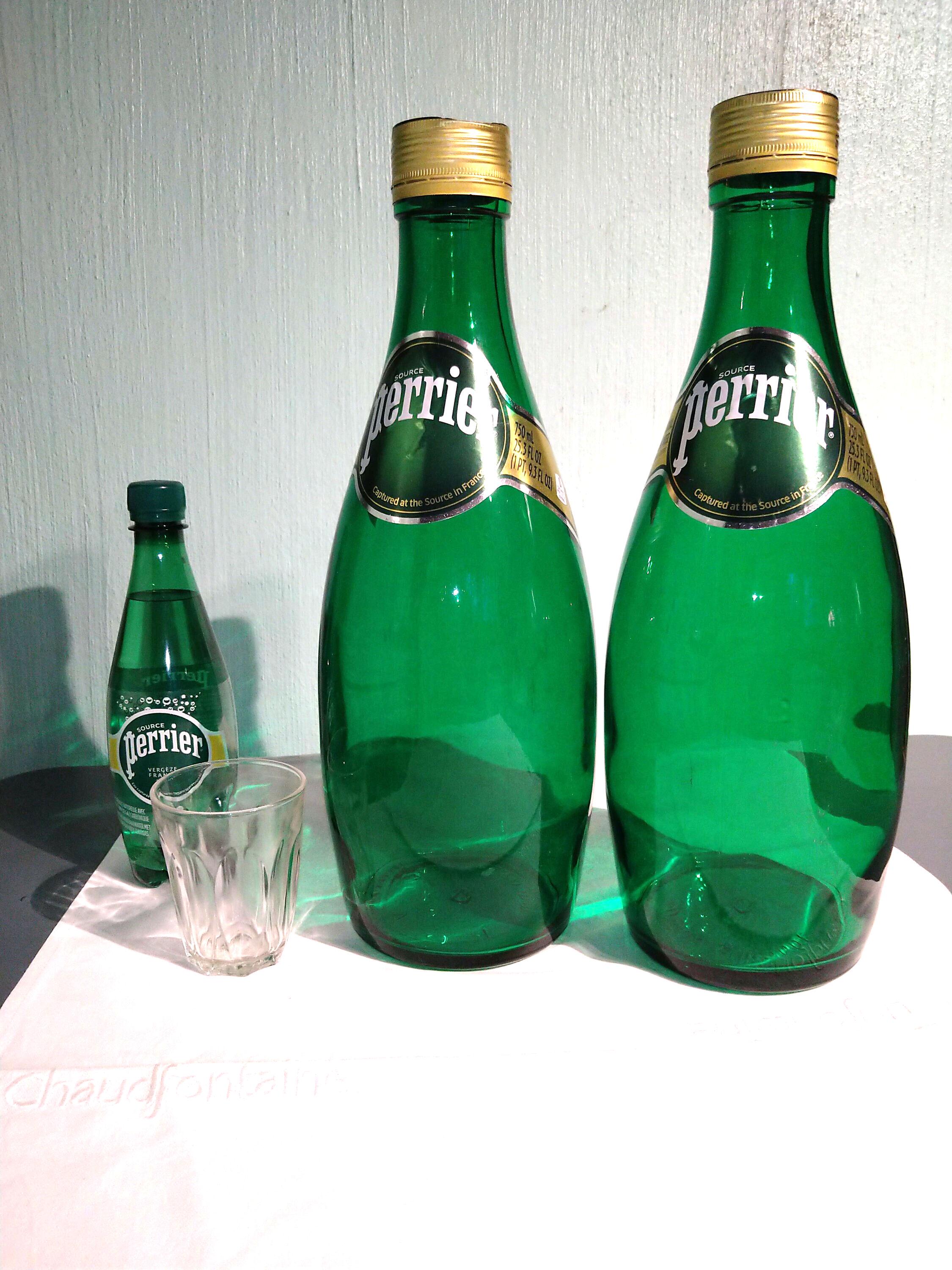Huge Perrier water bottle. Glass. Advertising bottle 3 liters, 15 ", 40 cm, double magnum. Amazing, vintage. Very amusing decorative object.