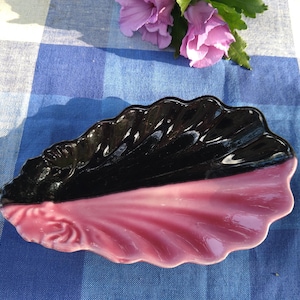 VALLAURIS France, small bowl, oyster mid-XXth. J., from artist village southern France, era Picasso Madura, Capron, pink, ceramic, vintage