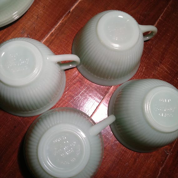 Absolute Fire King Vintage Set, Anchor Hocking, Jadeite Jane Ray