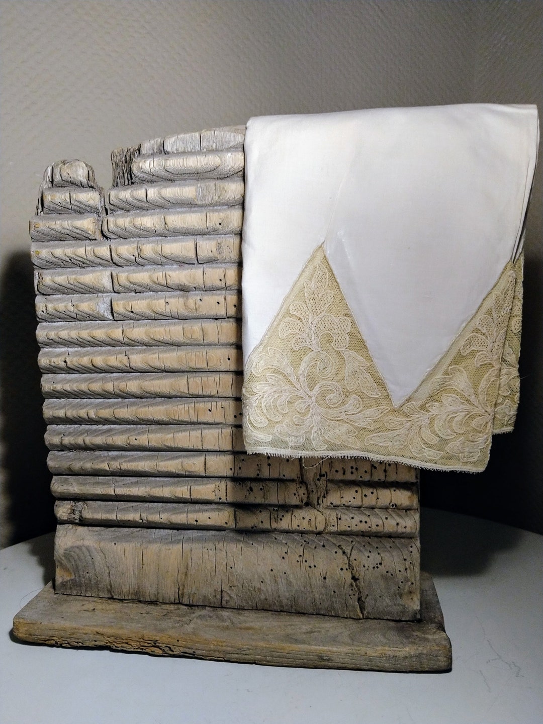 Antique Washboard, Late 1800s and Laundry Item From the 1930s ...
